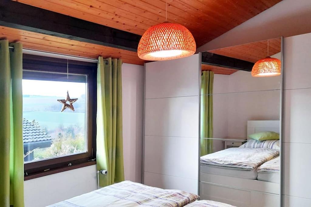 Ferienhaus Lena Im Sauerland Direkt Am Hennesee Meschede Exterior foto